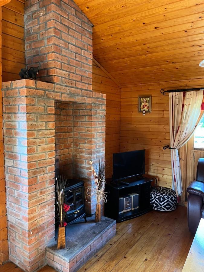 Red Squirrel Lodge Γκάλγουεϊ Εξωτερικό φωτογραφία