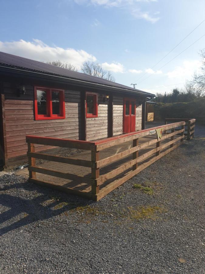 Red Squirrel Lodge Γκάλγουεϊ Εξωτερικό φωτογραφία